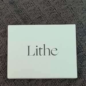 Lithe Eyeshadow Palette - Cream